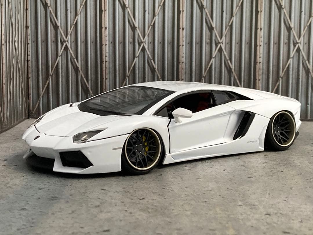 1/24 ランボルギーニ アヴァンタドールLP700-4（カスタム品）