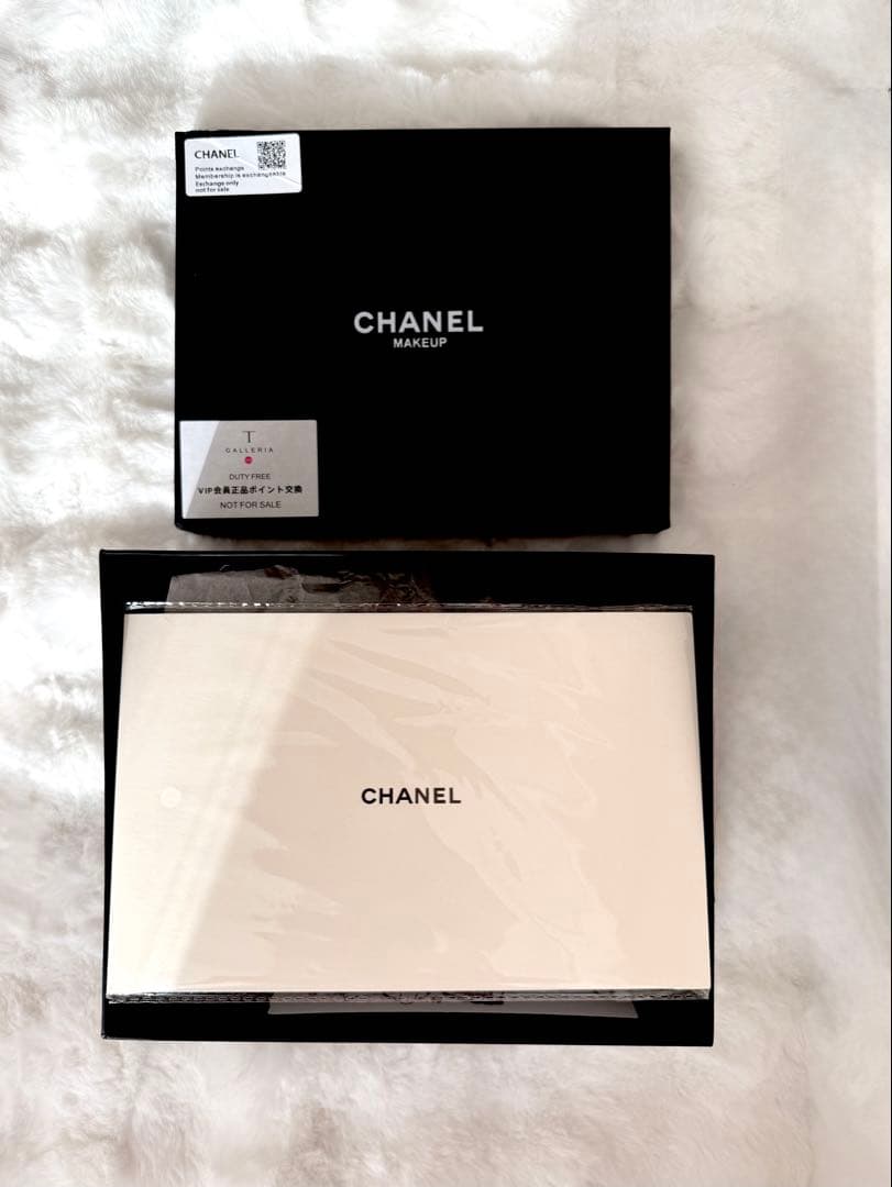 CHANEL VIP ショルダーバッグ　ベロア ゴールドチェーン　ノベルティ
