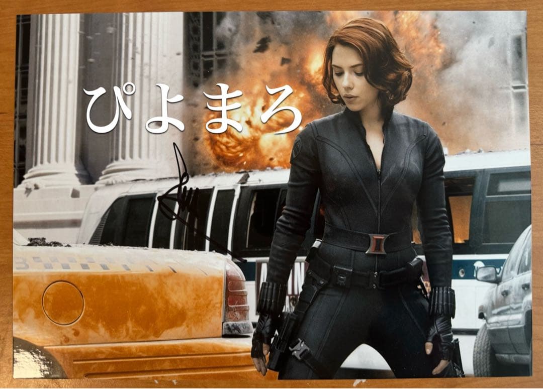 ブンブン　スカーレット・ヨハンソン　直筆サイン　マーベル　marvel