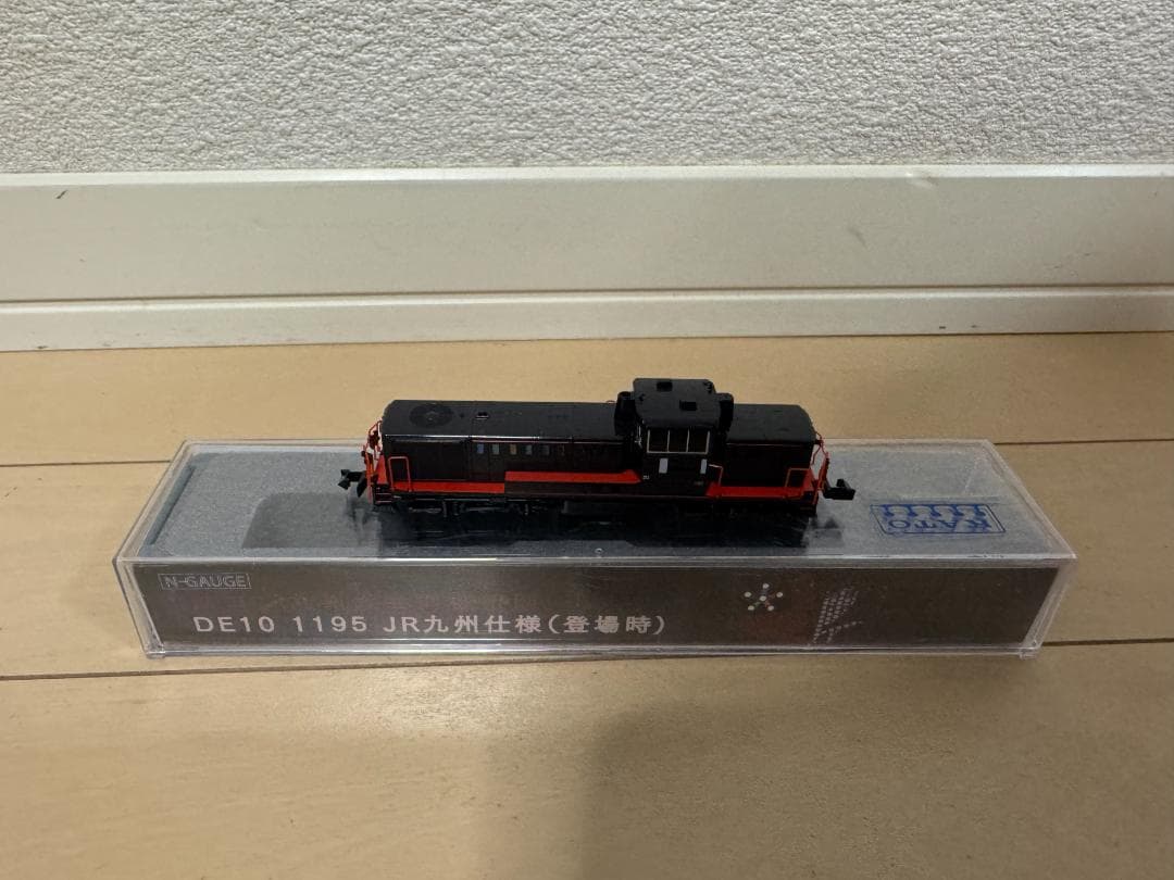 DE10 1195 JR九州仕様 & DD51 Nゲージ