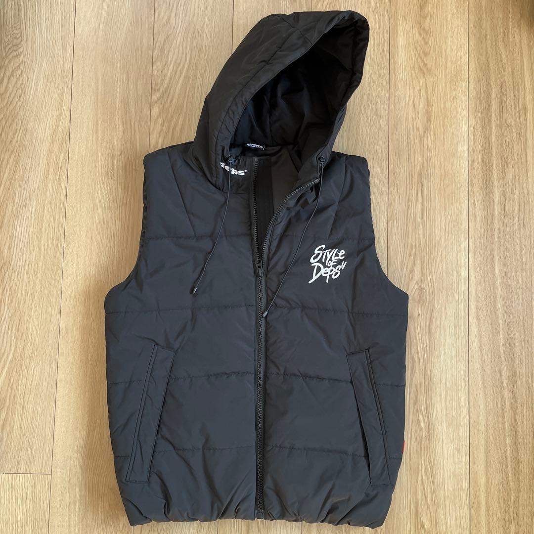 極美品 deps フード付き中綿ベスト