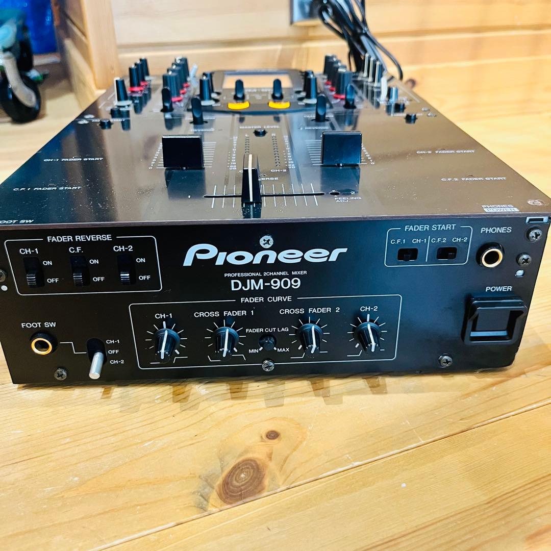 Pioneer DJM-909 DJミキサー