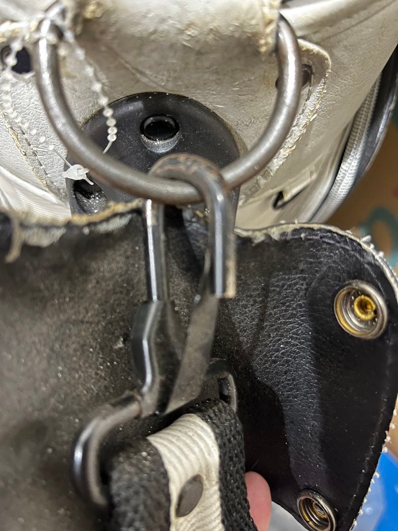 OAKLEY ゴルフバッグ・キャディバッグ ホワイト　ヘッドカバー付き