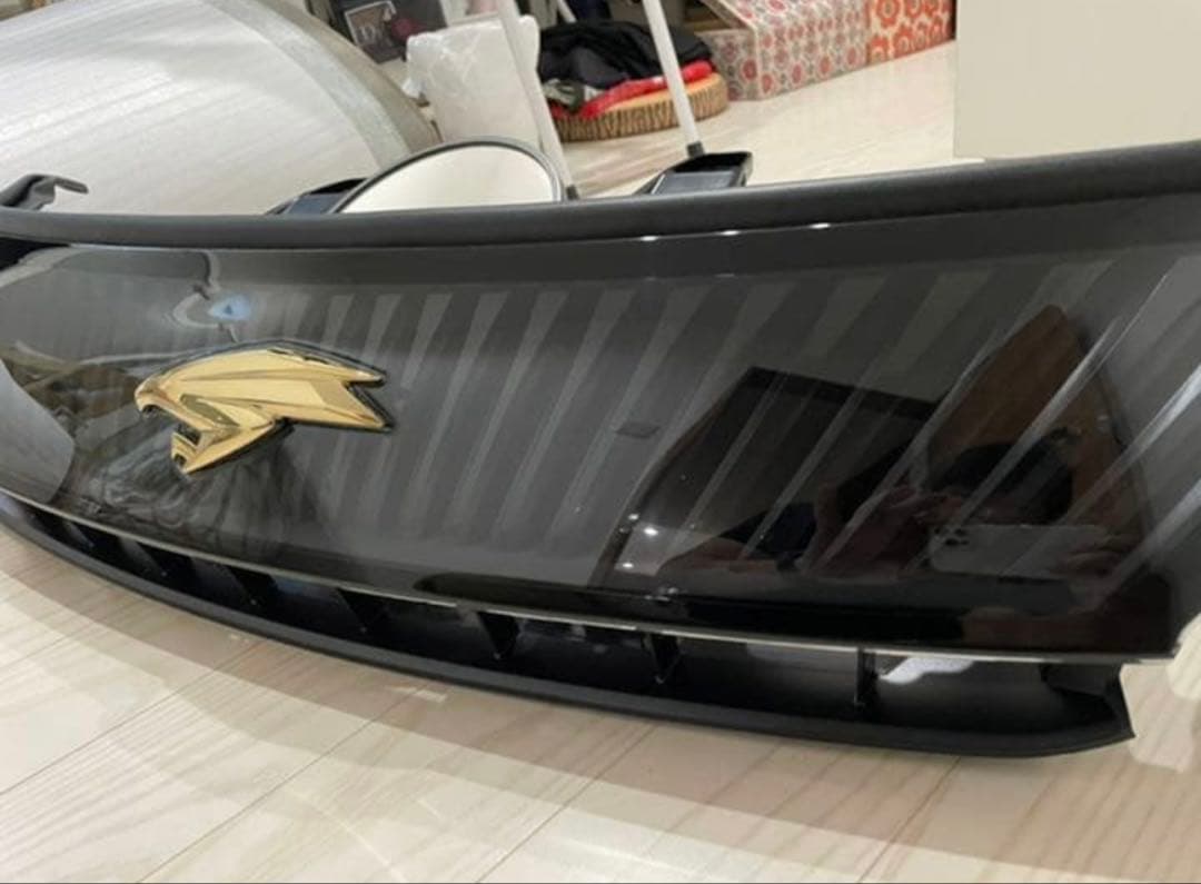 新品！TOYOTA ハリアー60前期フロントグリル