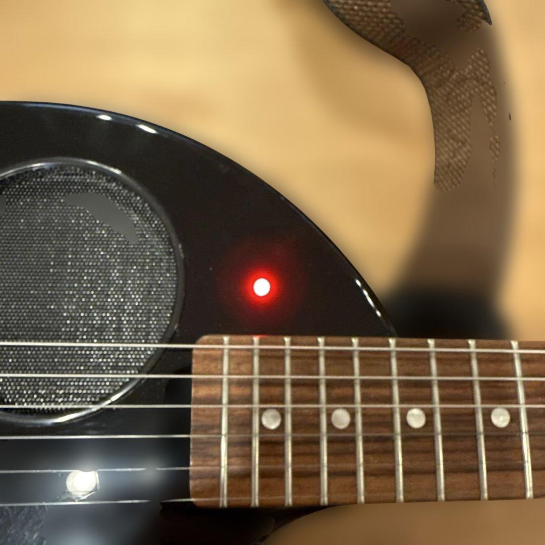 【ケース付】FERNANDES ZO-3 ブラック アンプ内蔵ギター