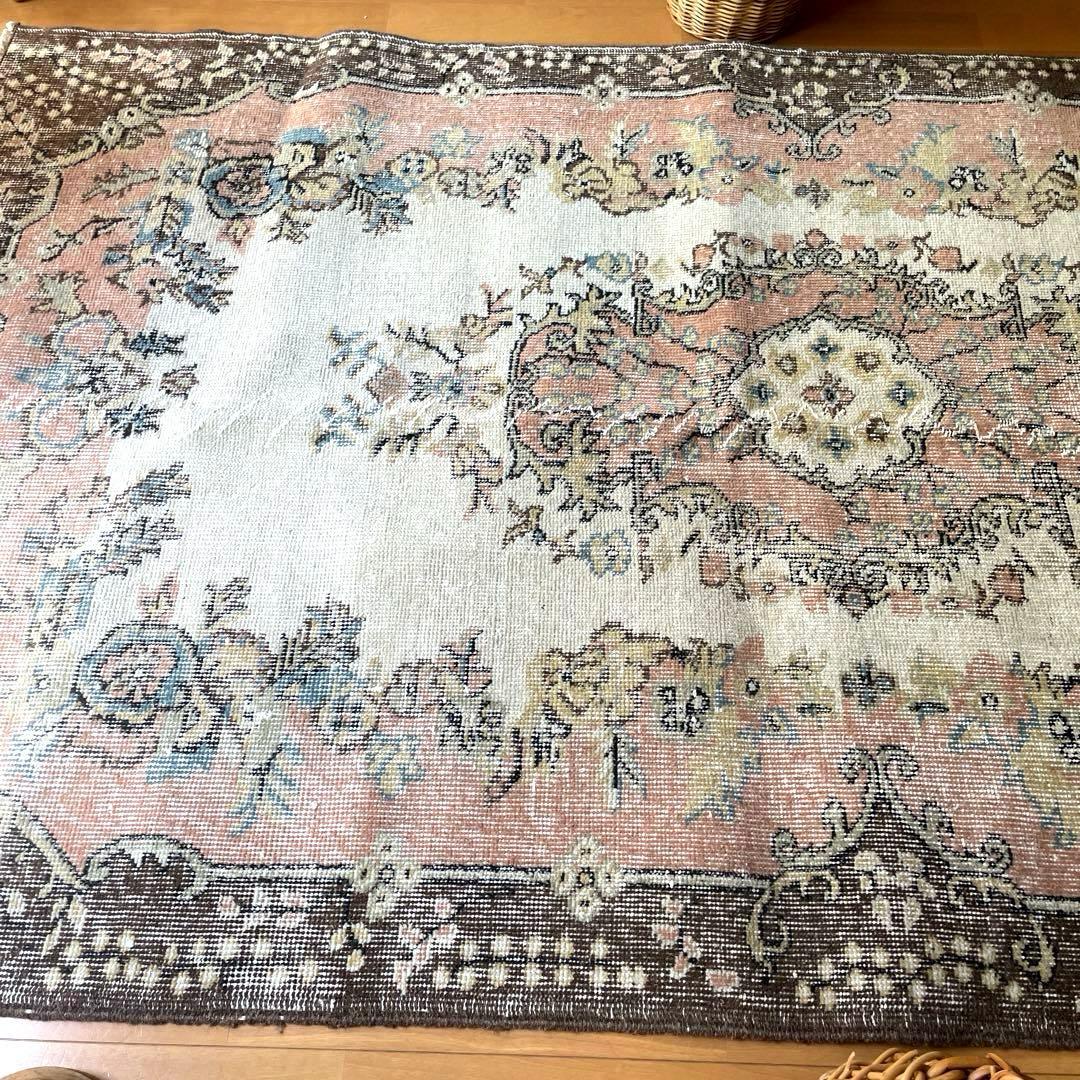 118×207 フローラルメダリオン　スモーキーピンク　トルコヴィンテージラグ