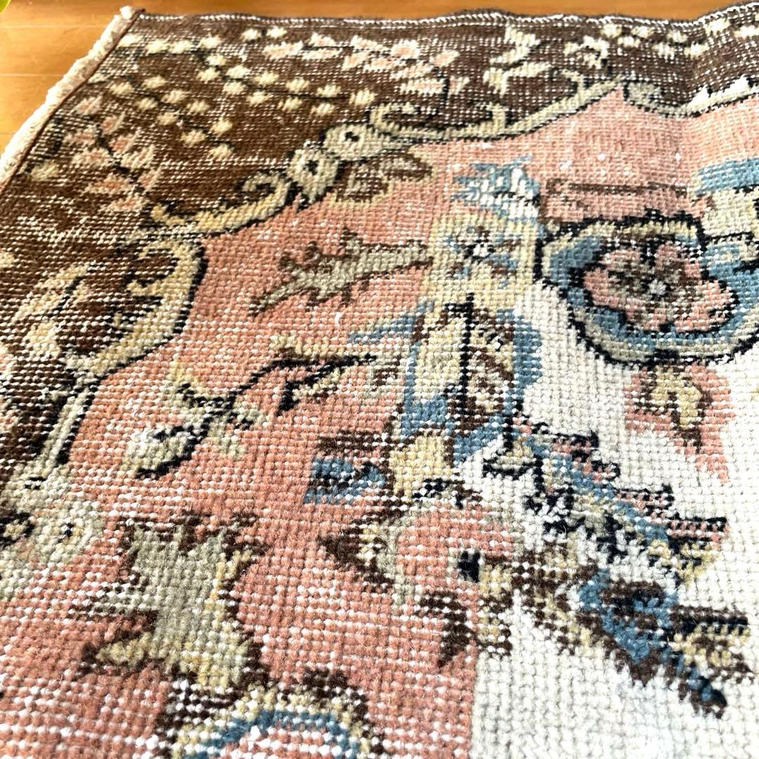 118×207 フローラルメダリオン　スモーキーピンク　トルコヴィンテージラグ