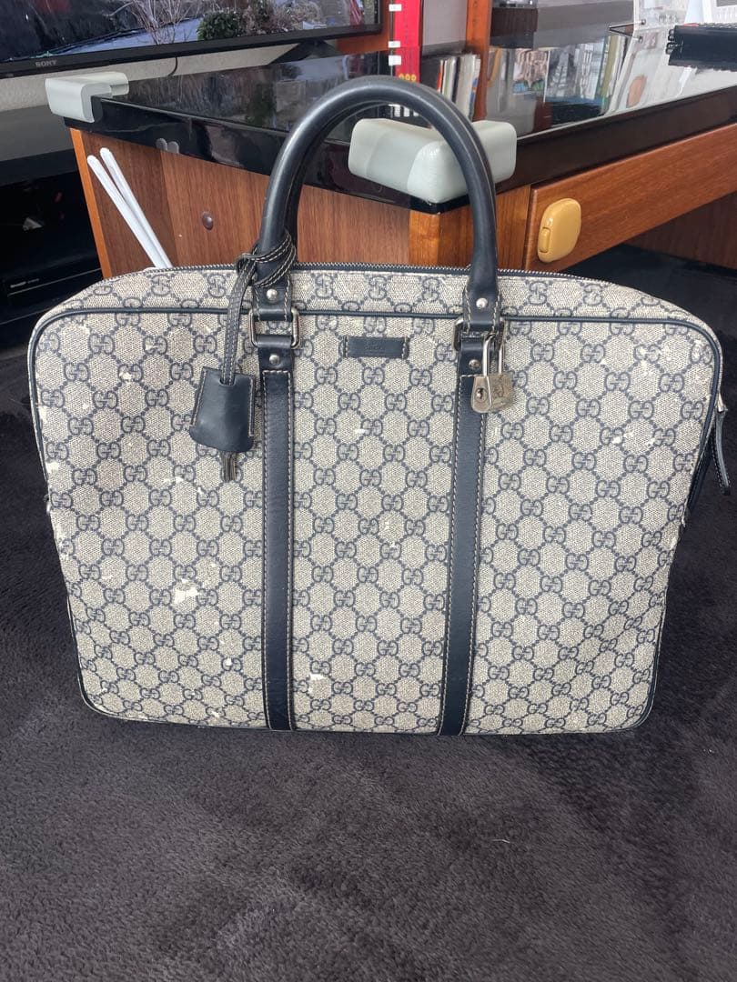Gucci GGパターン ビジネスバッグ
