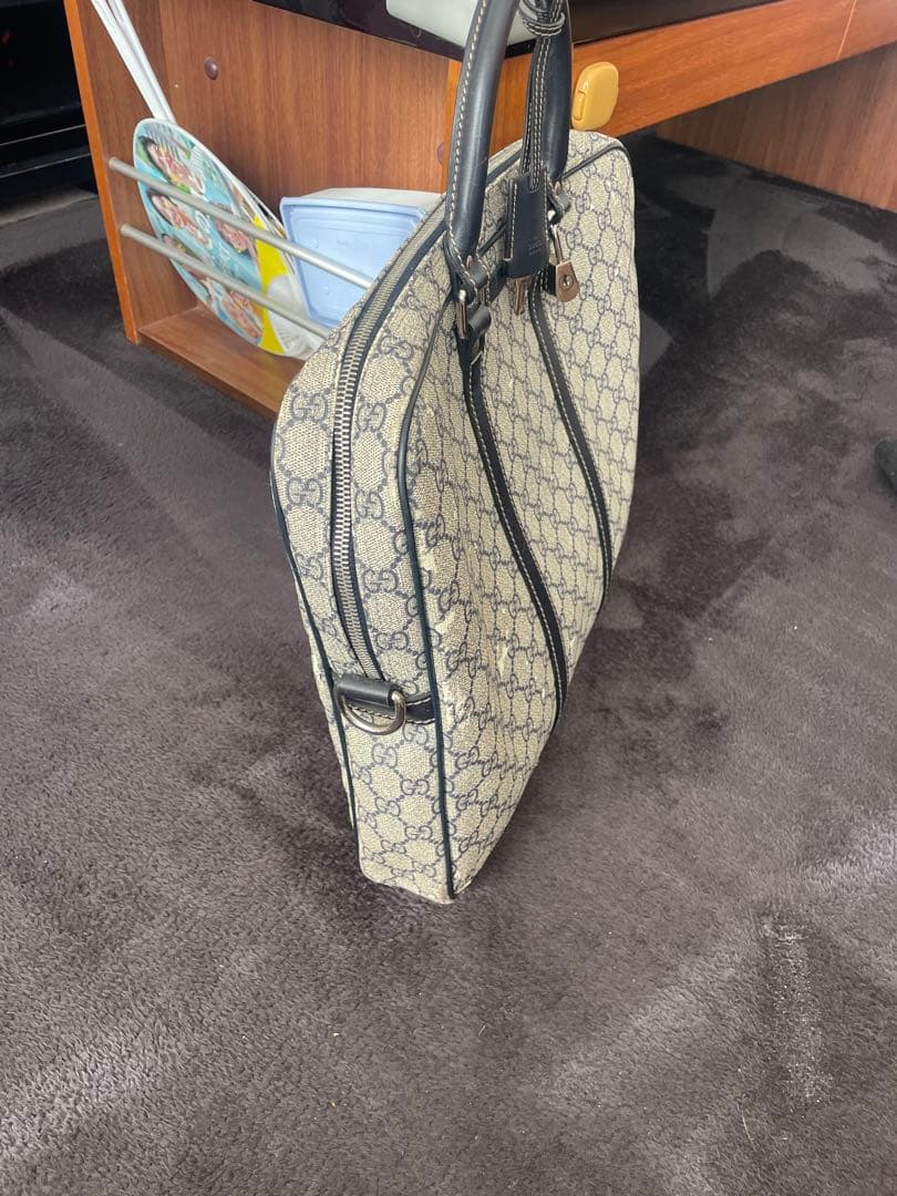 Gucci GGパターン ビジネスバッグ