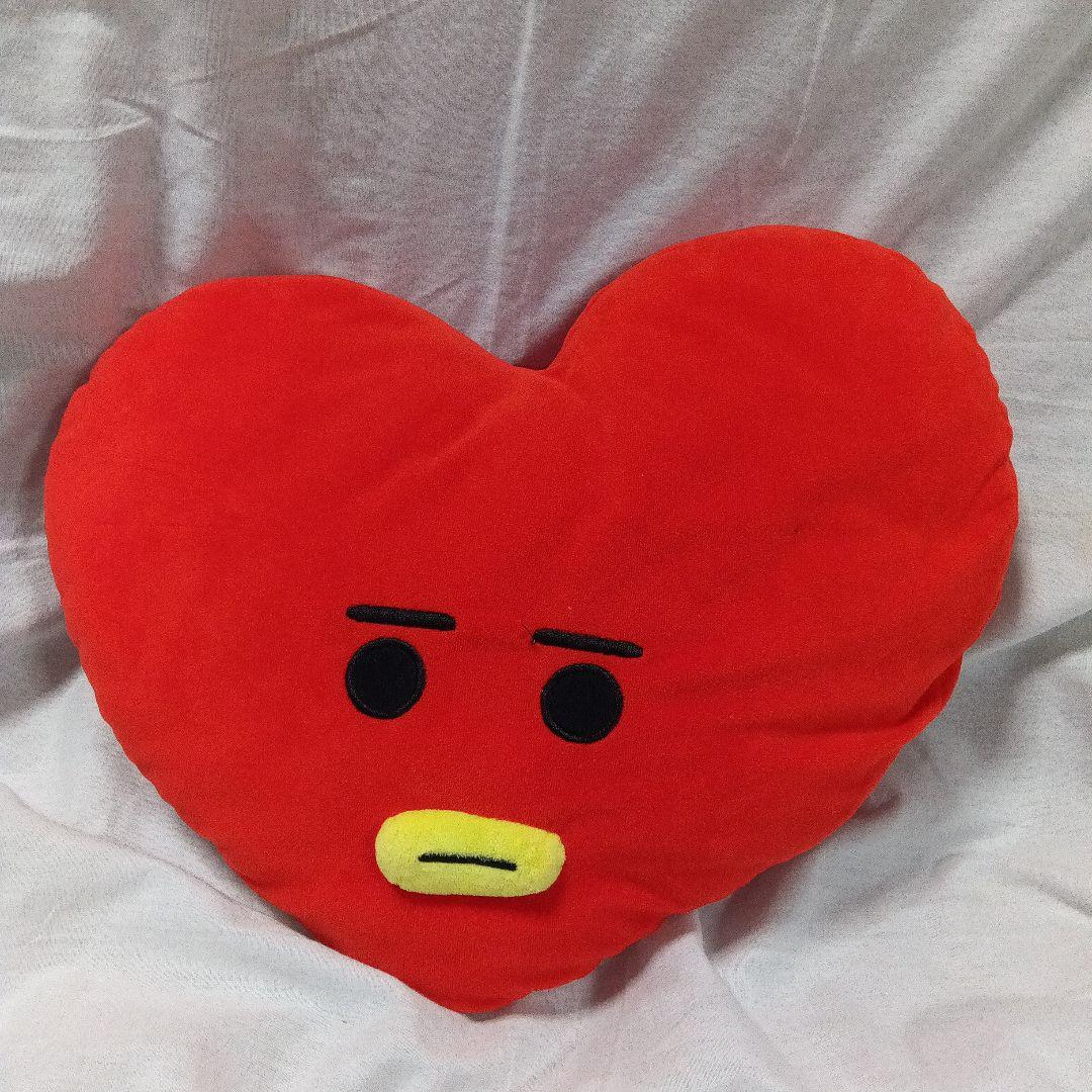 BTS　BT21　クッション/ぬいぐるみ/マガジン/ボールペン/etc.２２点