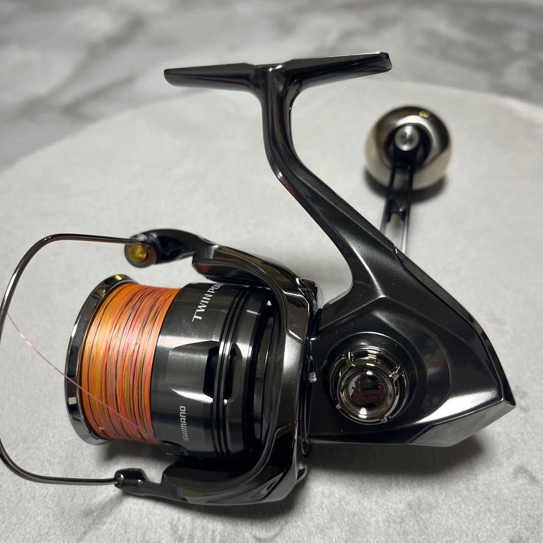 美品　未使用SHIMANO TWIN POWER 4000PG スピニングリール
