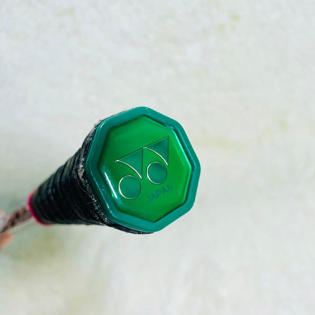 美品　YONEX NEXIGA 70V LIMITED EDISION