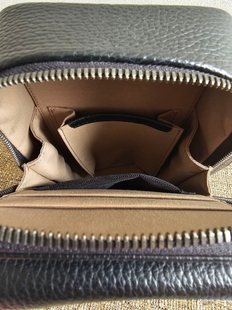 GRAMS28(グラムス28) 173ブラック ショルダーバッグ