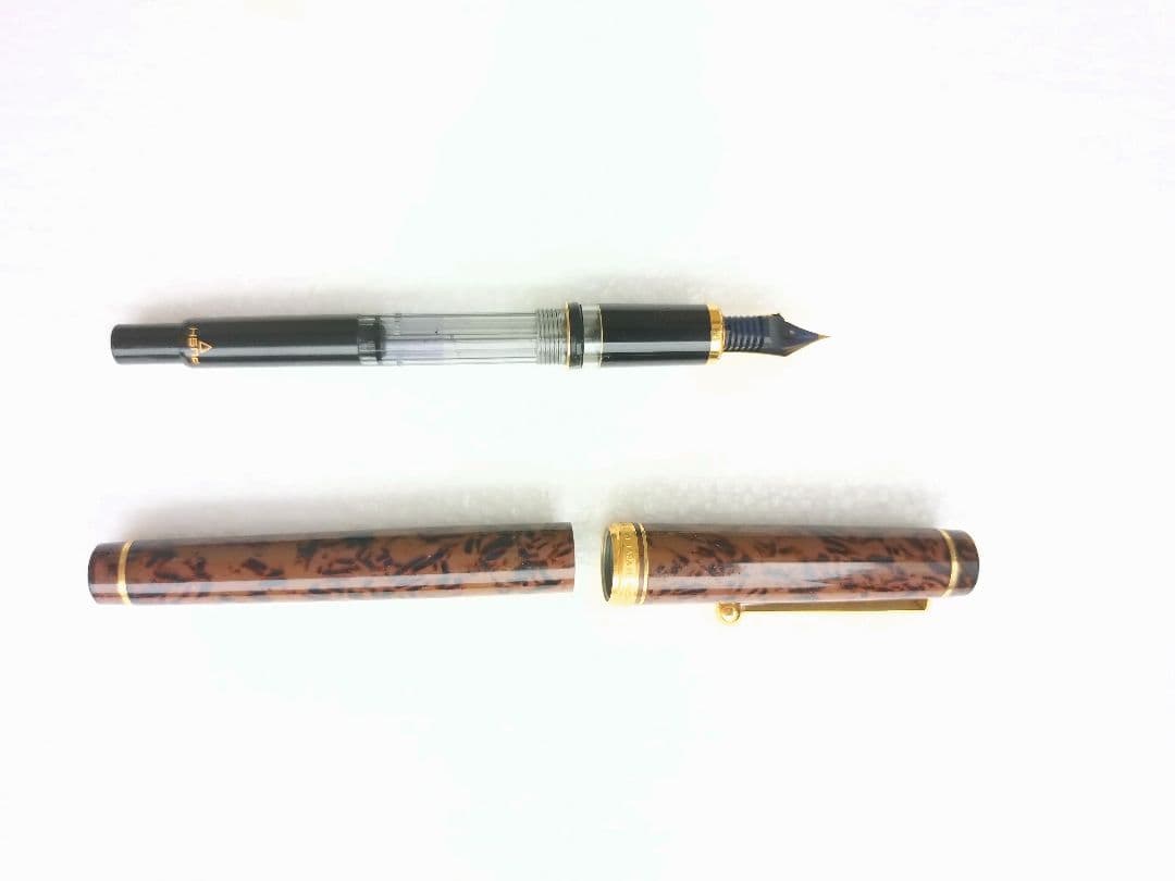 万年筆 パイロット　カスタム　メイドインジャパン　14金ペン先