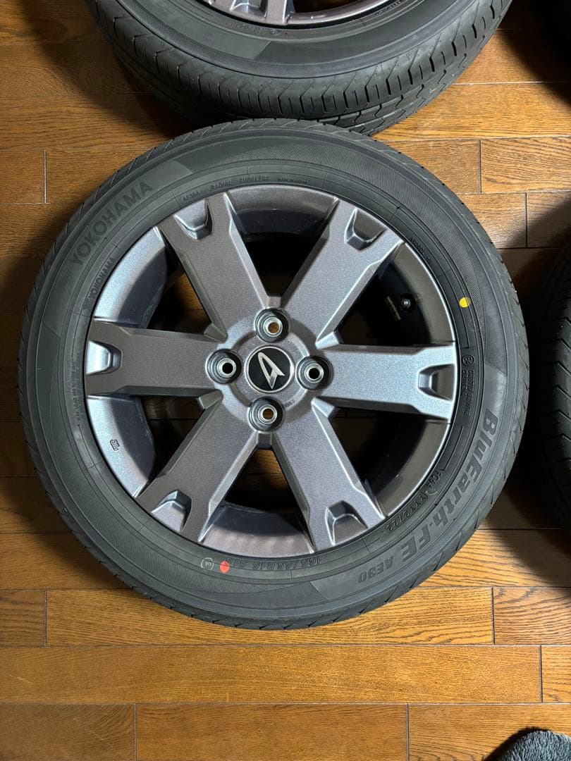 タフト　純正タイヤ・ホイルセット　未使用品