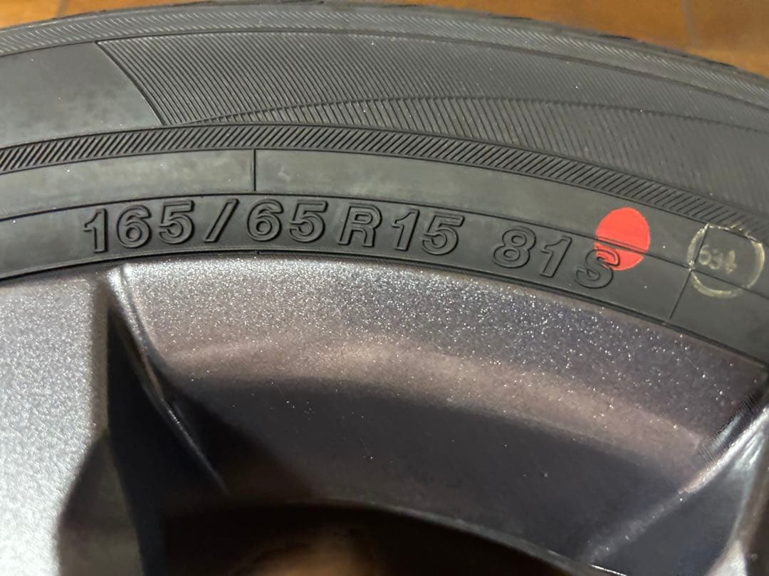 タフト　純正タイヤ・ホイルセット　未使用品