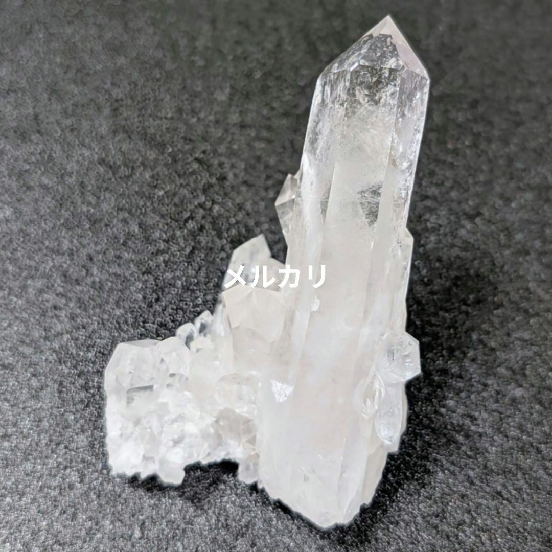 ブラジル コリント産 水晶クラスター　178㌘