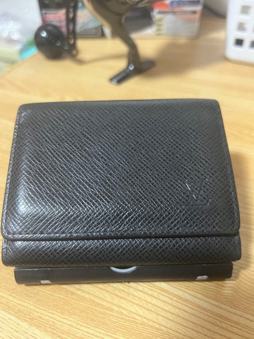 LOUIS VUITTON エピ ブラック アンヴェロップ 名刺入れ カード