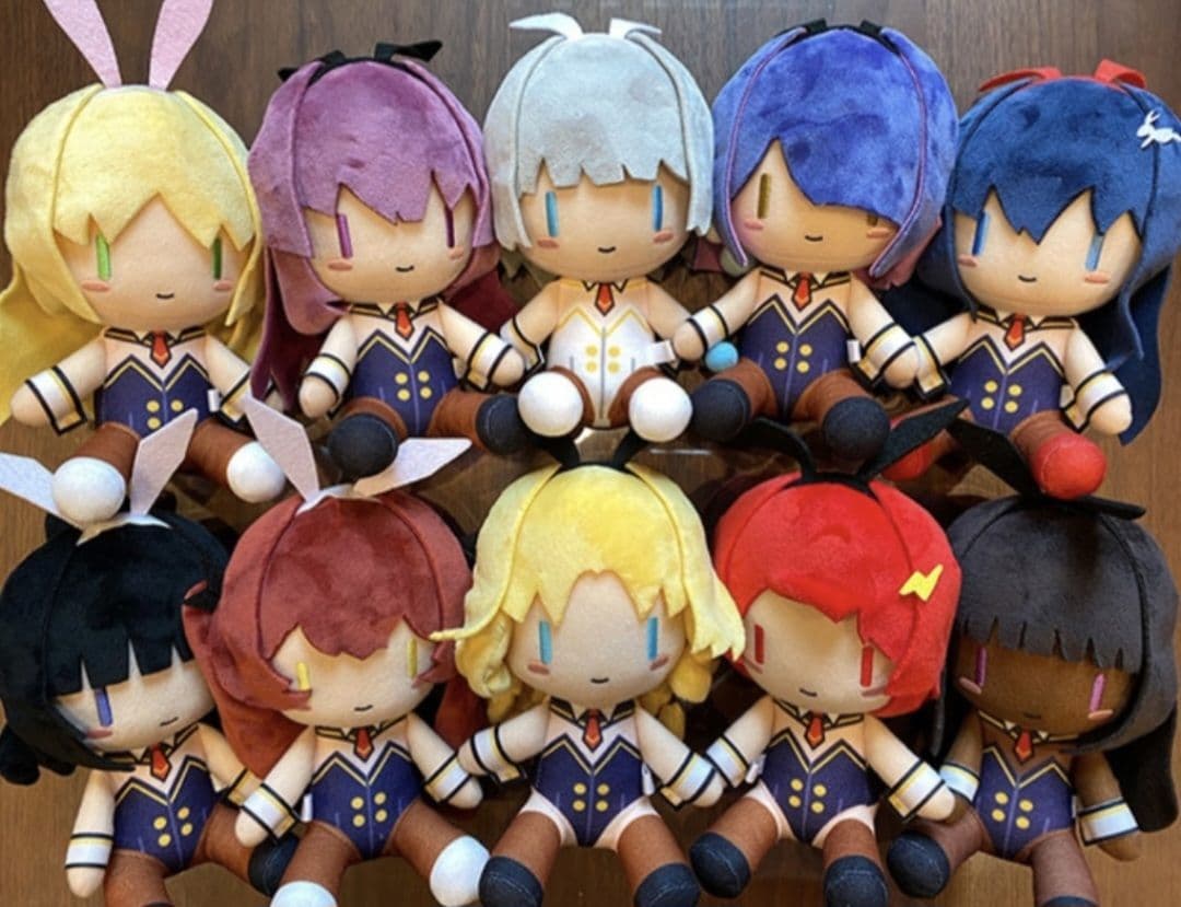 C106 ぬいぐるみ　10個セット　異世界バニー学園！　赤木リオ　でらうえあ