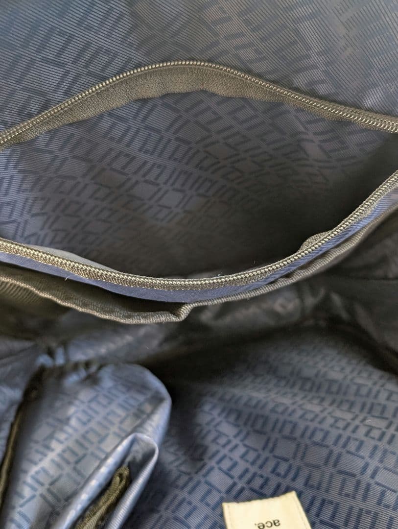 【極美品級】✨aceビジネスリュックB4　撥水軽量 定価28600円10％OFF