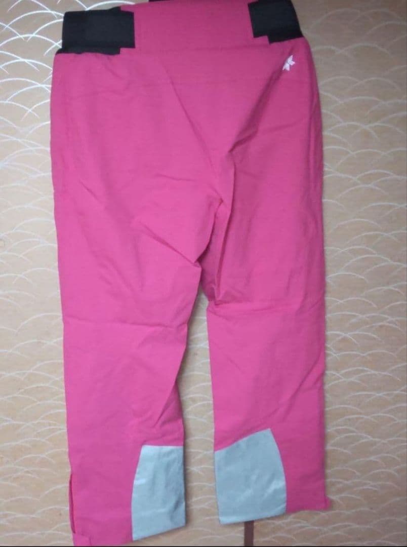 b 新品タグ付き Gold Win ゴールドウィンパンツ