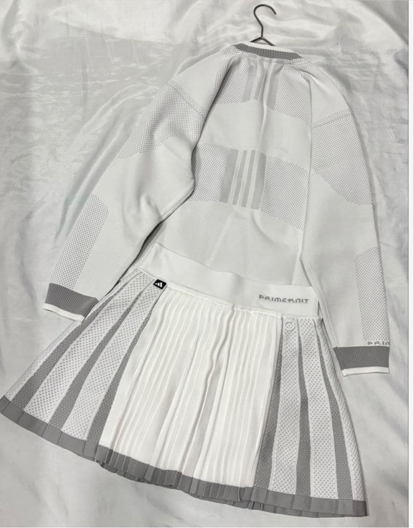 新品adidasゴルフ人気PRIMEKNITニットプリーツスカートセットアップ