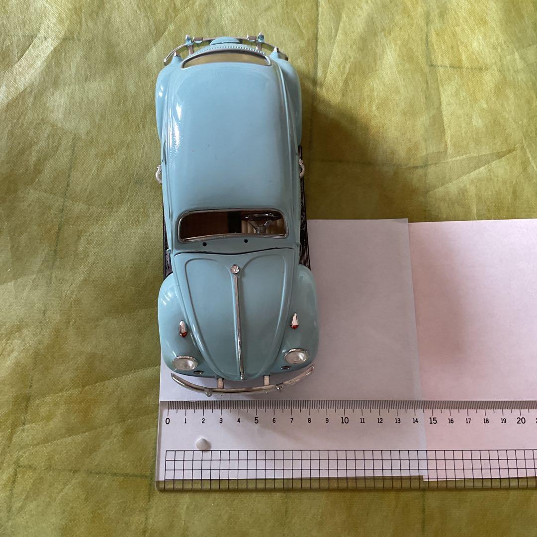 水色のクラシックカー ミニカー 1/18