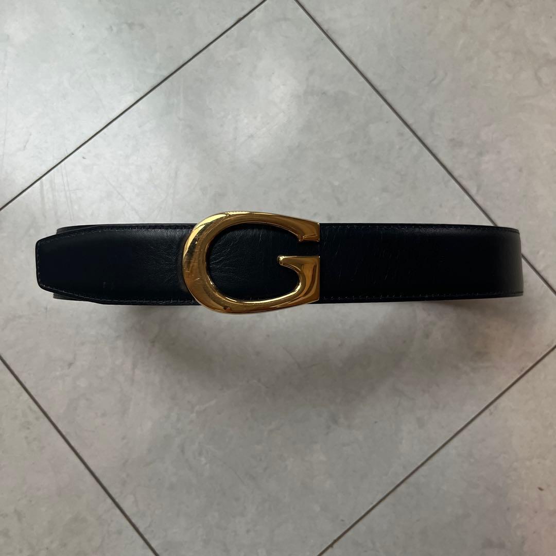 GUCCIブラックレザー G字型ゴールドバックル ベルト