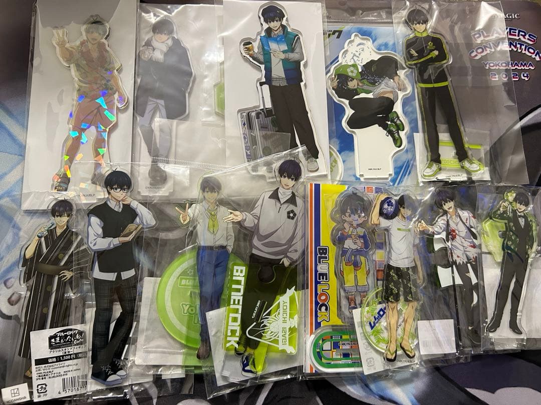 潔世一 ブルーロック ブルロ アクスタ アクリルスタンド