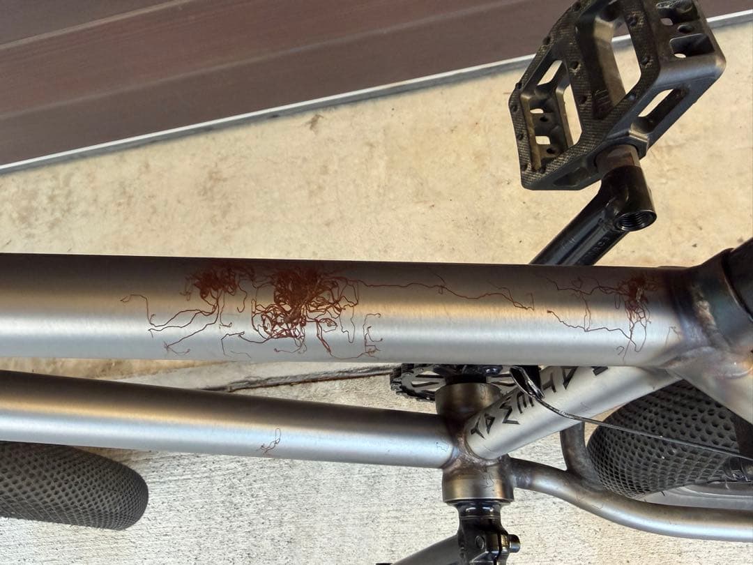 BMX CULT gateway 20インチ　シルバーブラック（値下げしました）