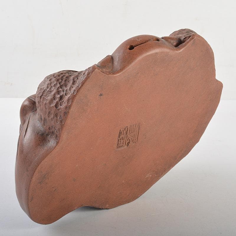 中国　紫砂　朱泥　布袋像　在銘　V　R7033E