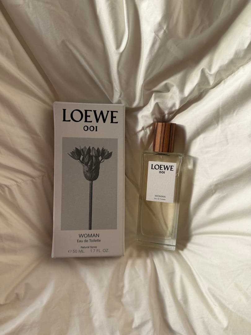 LOEWE 001 香水　箱付き