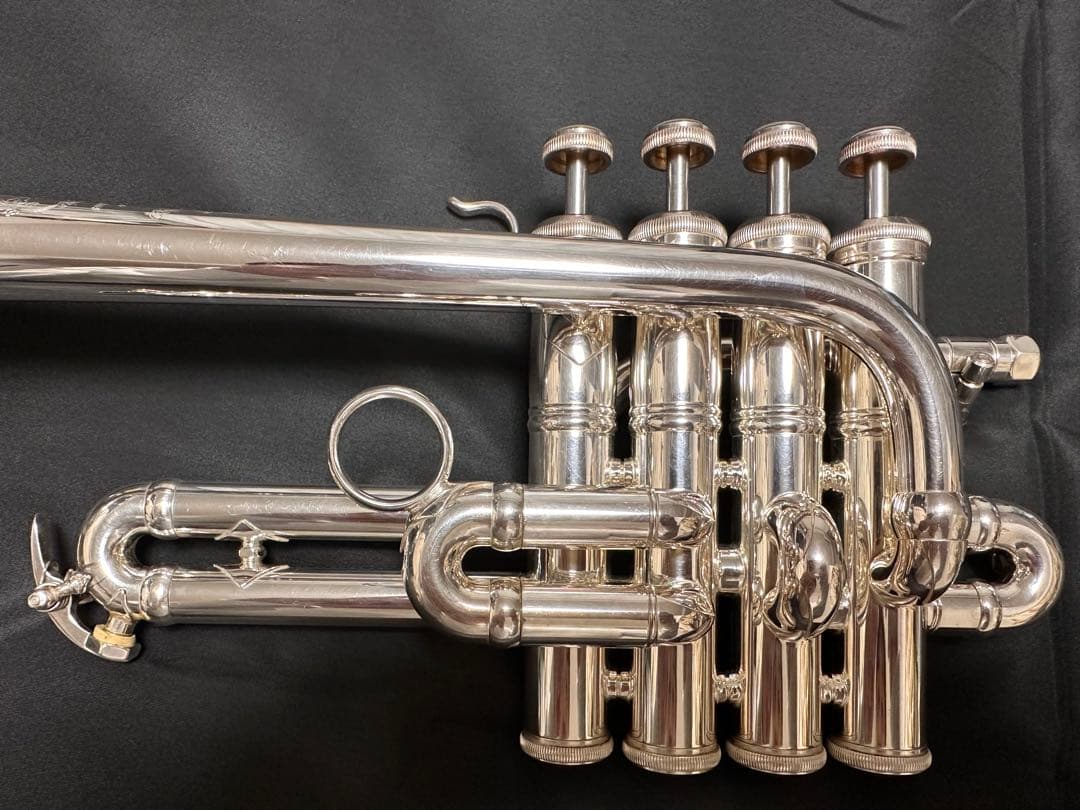 【まめ】V.Bachピッコロトランペット AP190 SP [中古]