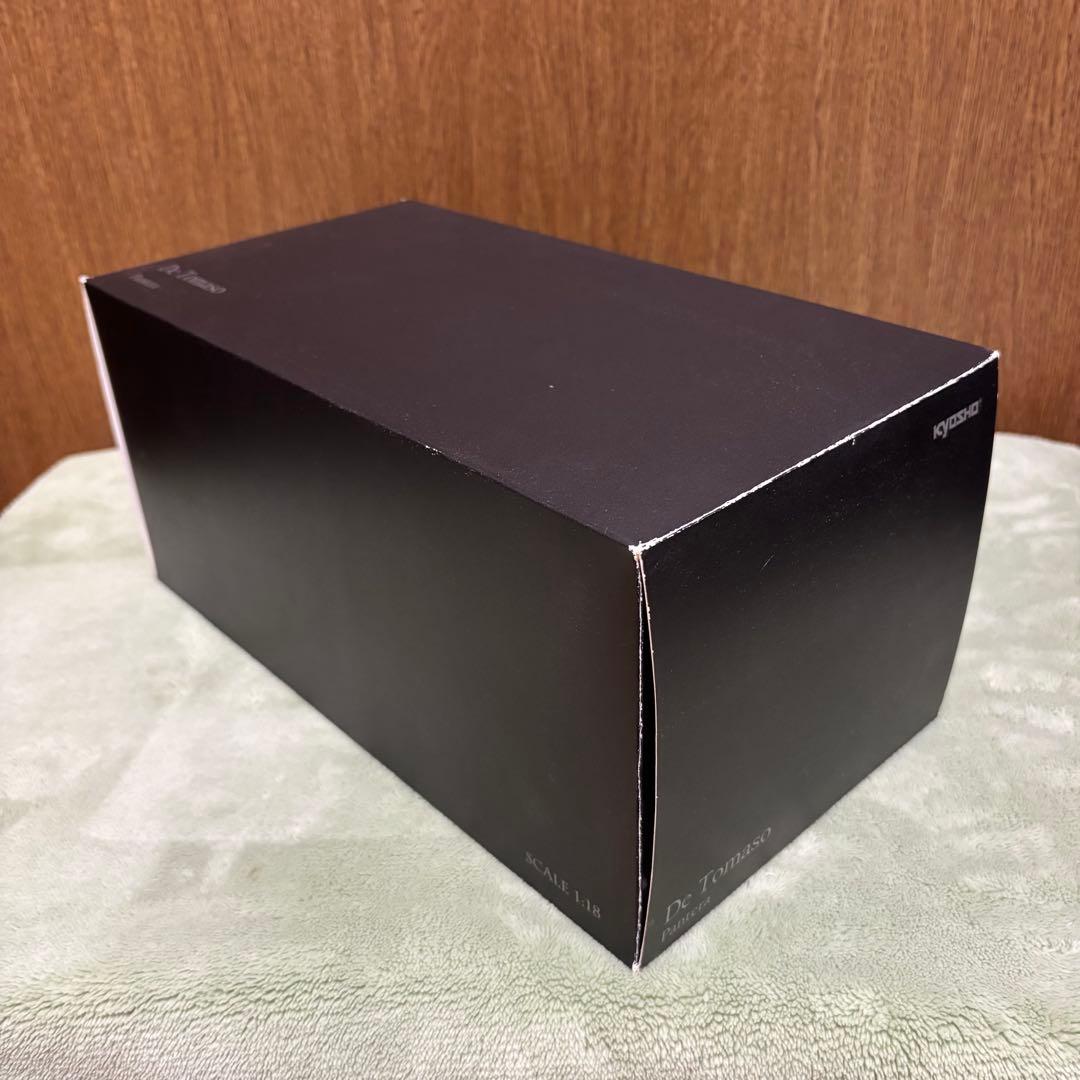 京商1/18 De・Tomaso PANTERA