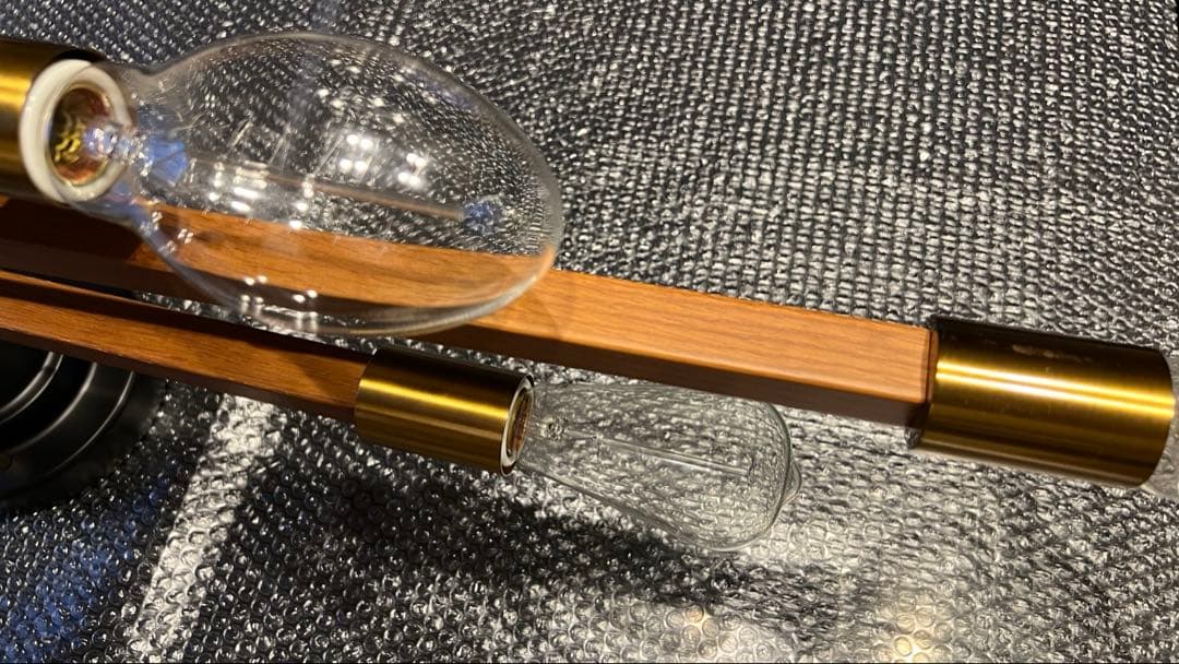 ★美品★【インターフォルム】 Astre-baum アストルバウム LED電球付