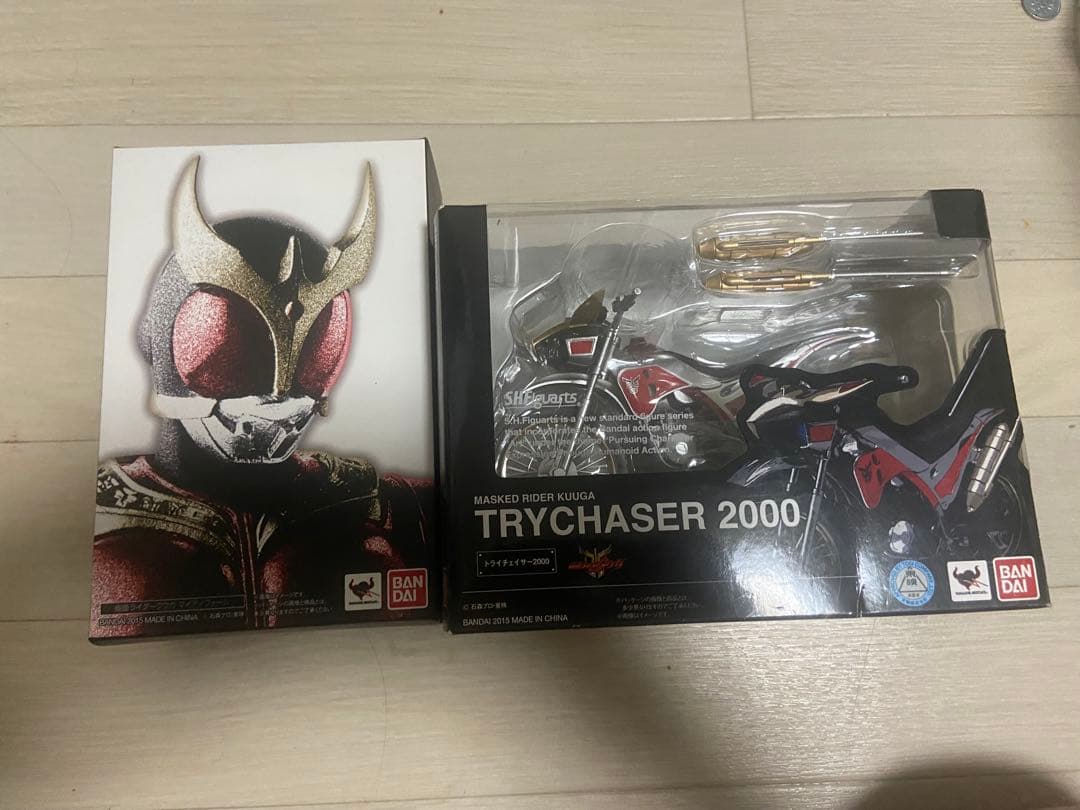 真骨頂 仮面ライダークウガマイティフォーム&トライチェイサー2000