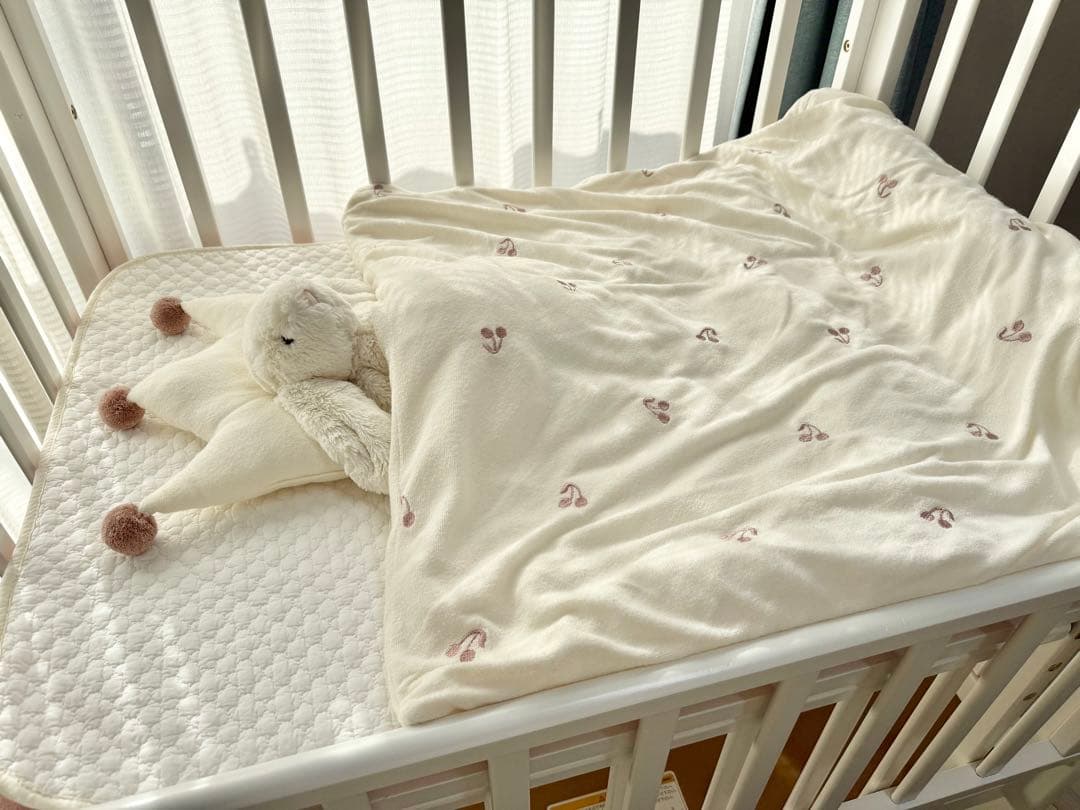 ベビーベッド　カトージ　ミニ　ハイタイプ　ホワイト 木製