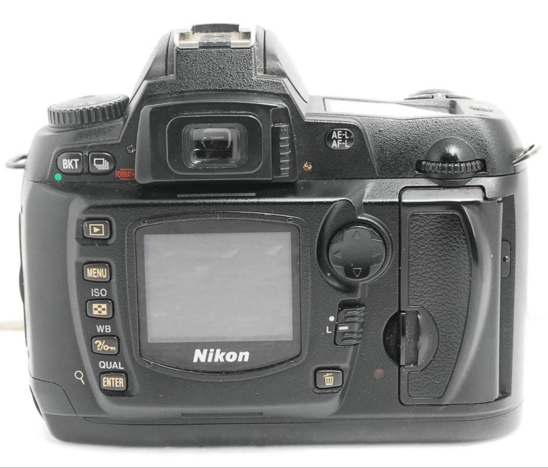 Nrt様　NIKON　D70⚡️1本で広角から望遠まで⚡️初心者⚡️ニコン⚡️