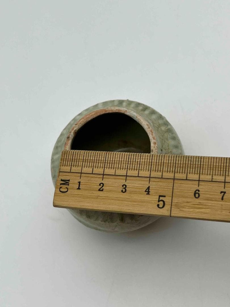 宋時代 青磁 越州窯　刻花卉文共蓋壺　蓋付き、 刻蓮花朱泥盒 香盒(F-86)