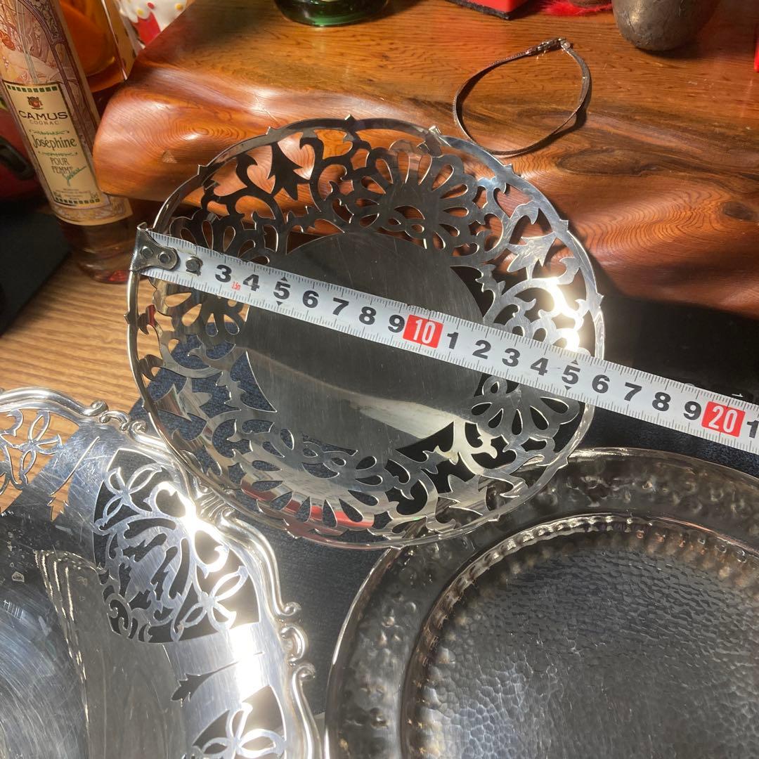 @(・●・)@もしかして…家のカッパえびせんの大皿は100万円ぐらいかも知れない