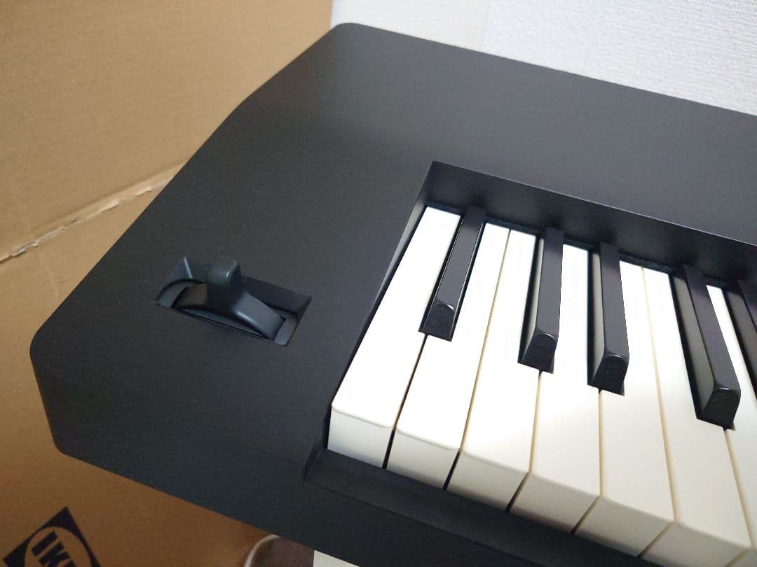 ローランド シンセサイザー JUNO-D8