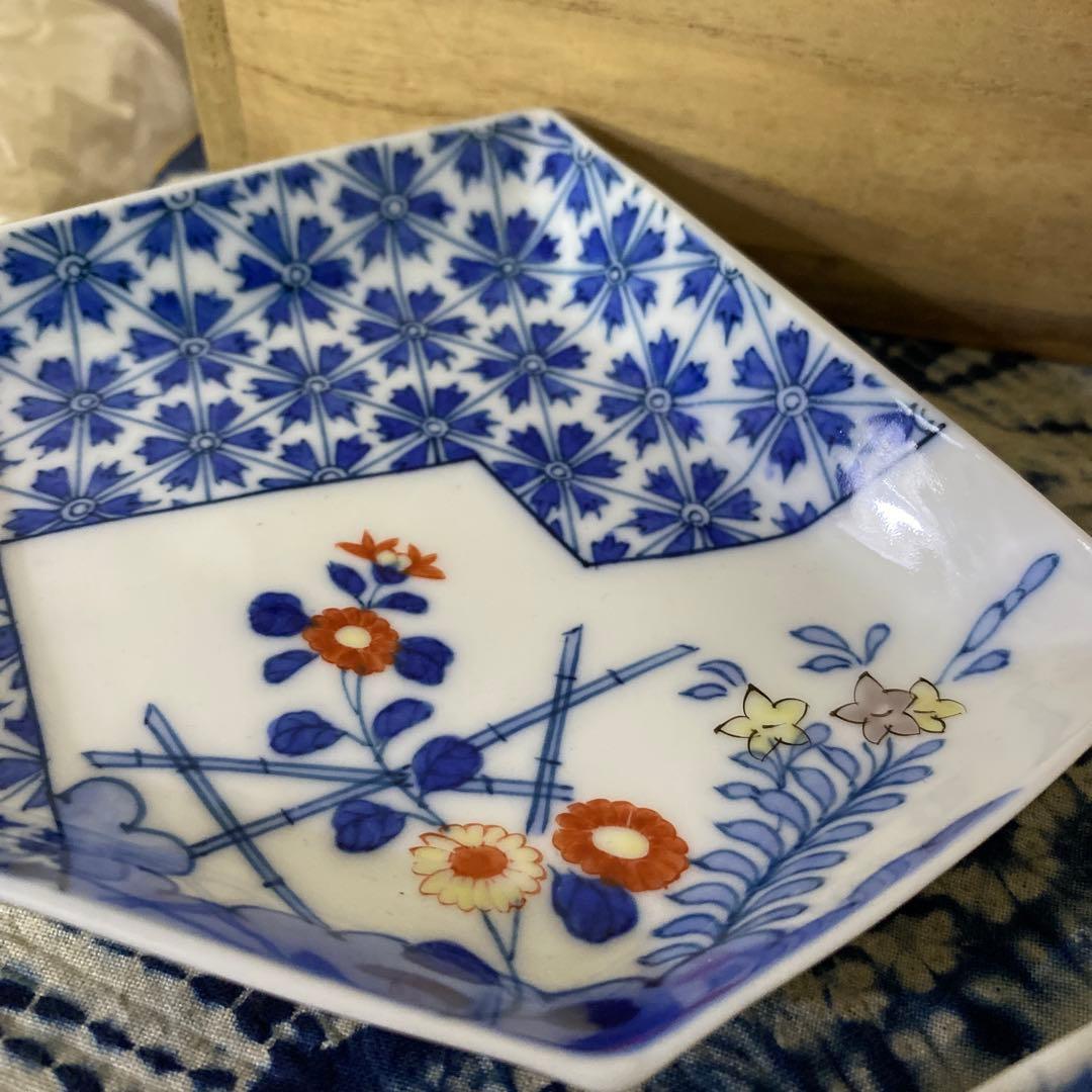 十二代酒井田柿右衛門　染錦銘々皿