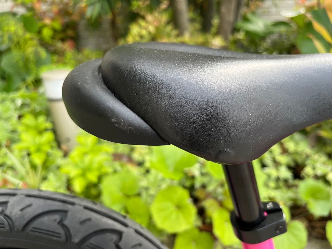 TREK　Kickster　トレック　キックバイク　ピンク