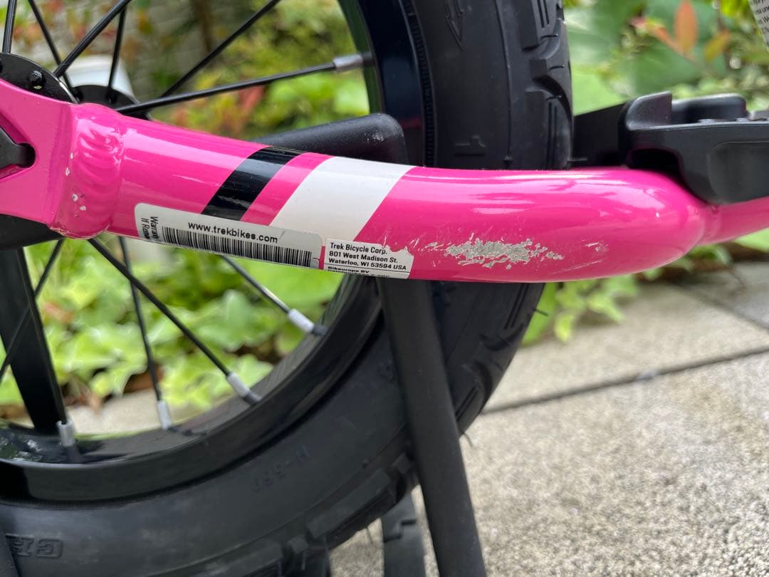 TREK　Kickster　トレック　キックバイク　ピンク