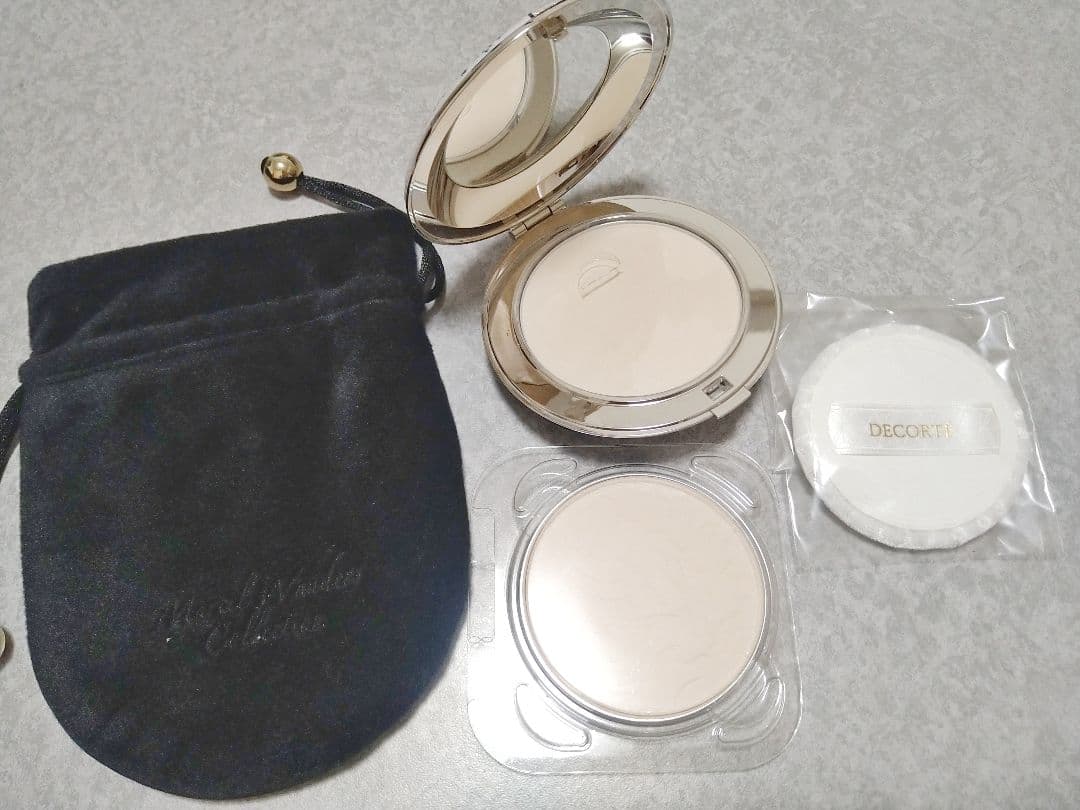 コスメデコルテ マルセルワンダースコレクション フェイスパウダー