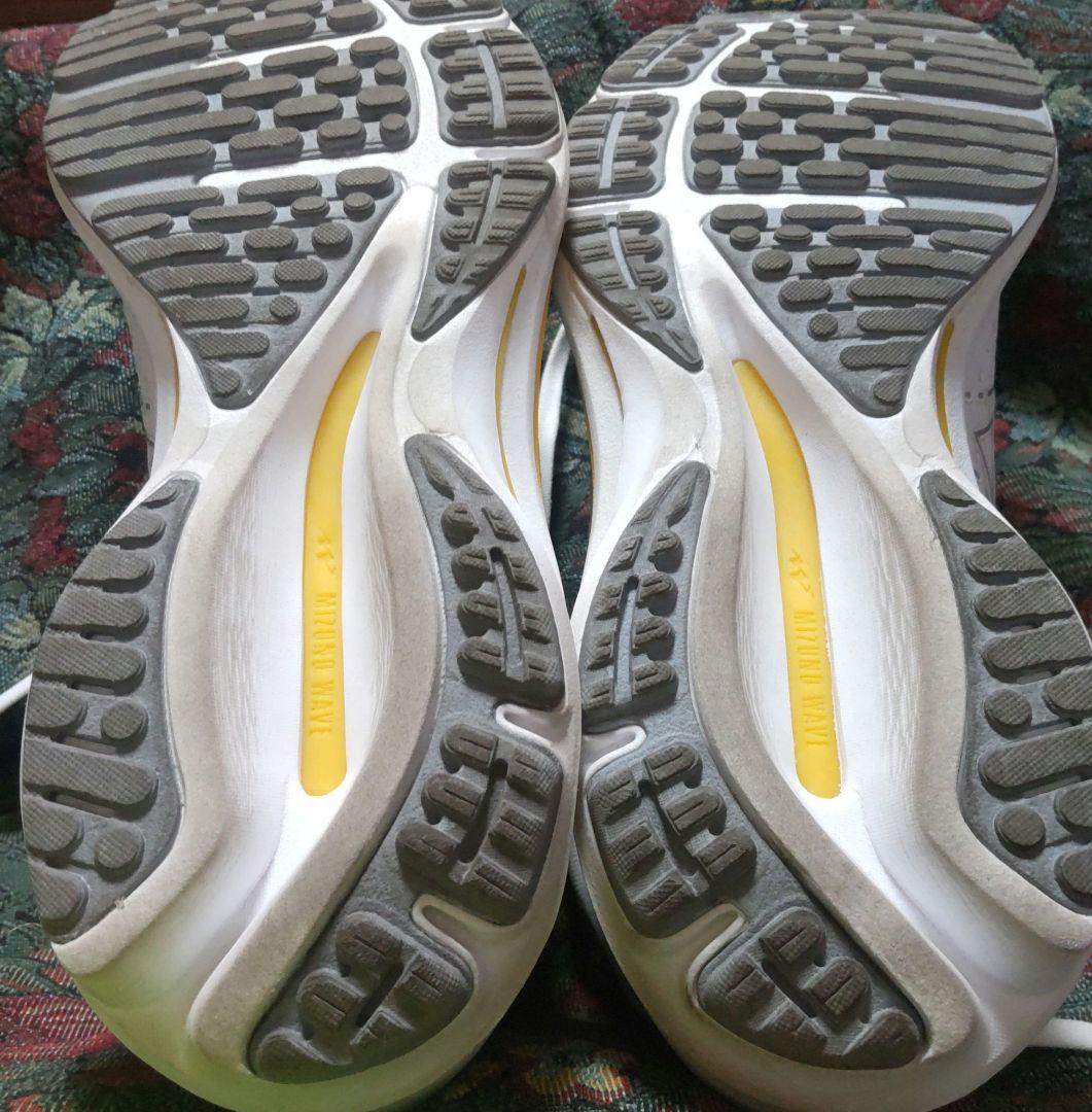 MizunoHonolulu限定ランニングシューズ ホワイト