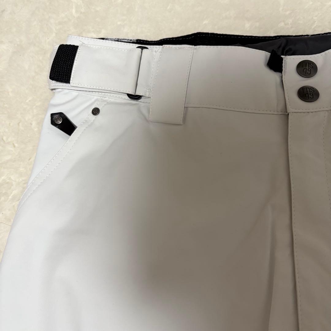 新品 FNS49 スノーボード　ジャケット パンツ FN-2311 上下