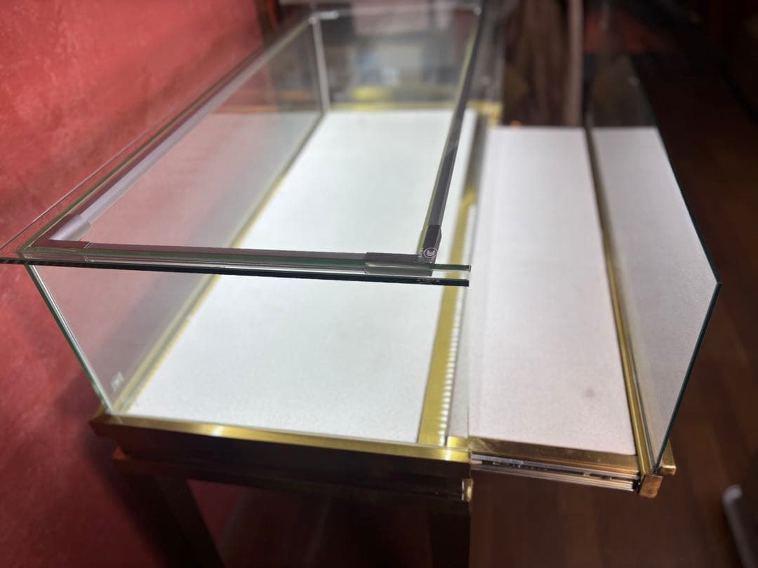 カウンター型LED照明&引き出し付きガラスジュエリーショーケース