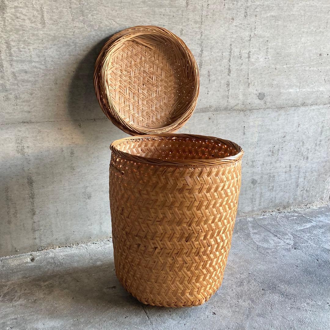 大きな竹籠 カゴ バスケット 大型 収納 保存 蓋付き 編み込み 工芸品 レトロ