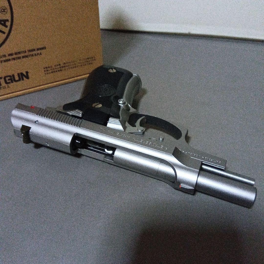 WA ベレッタ M84FS チーター ブローバック　シルバーモデル　　ウエスタン